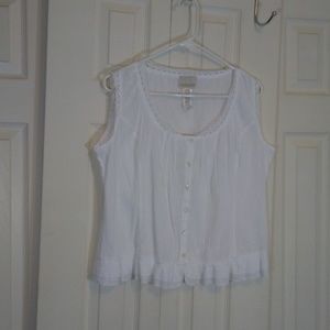 Country Door White Crinkle Muslin Top